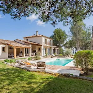 https://le-mas-de-suzette.fr-provencehotel.com