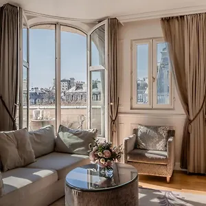 https://la-clef-louvre.fr-paris.fr
